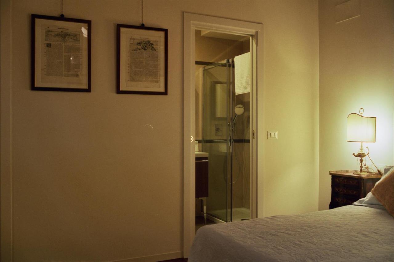 ヴェネツィアAl Pozzo Dei Scoacamini, 100 M From San Marco, Ground Floorアパートメント エクステリア 写真