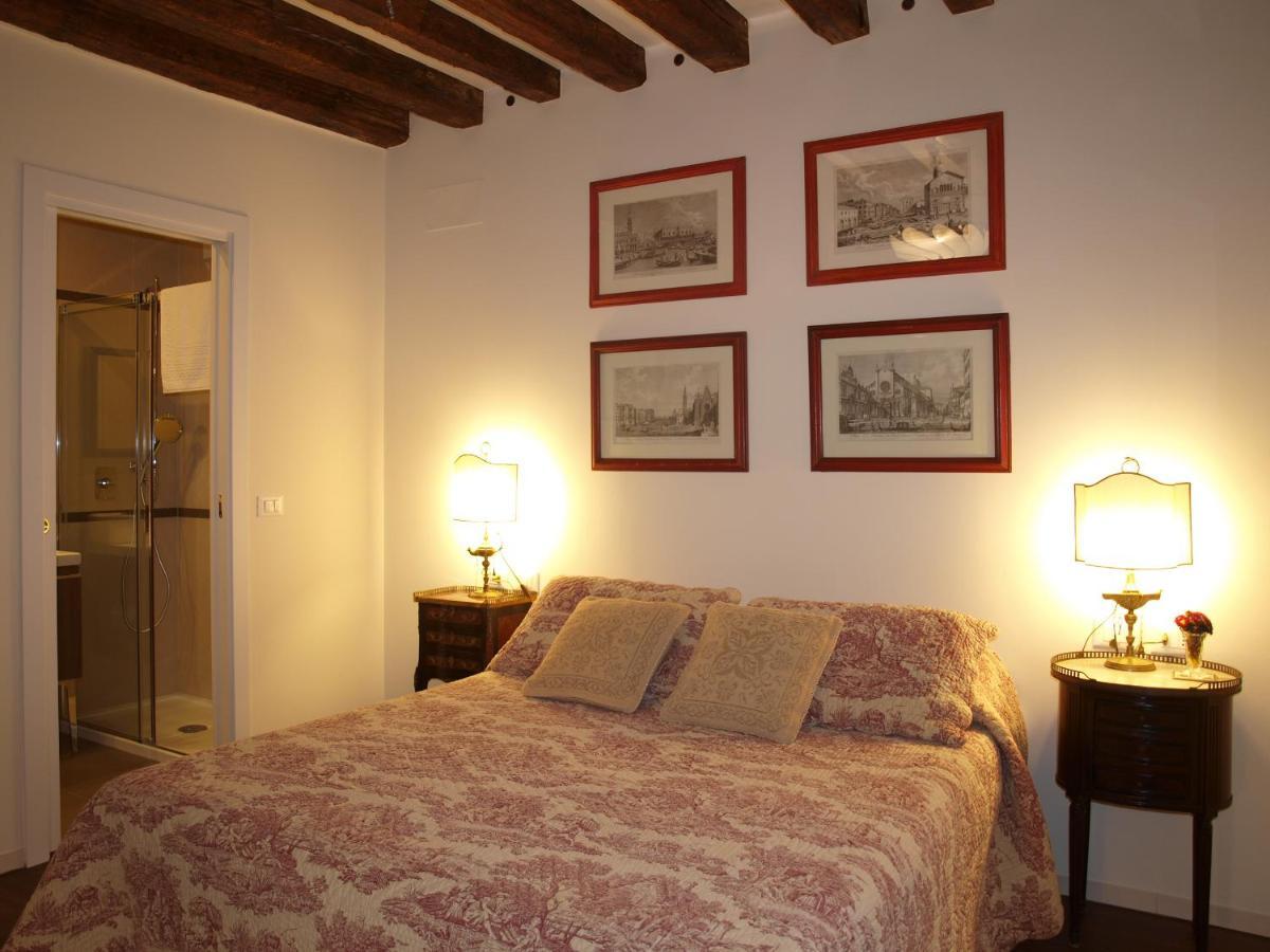 ヴェネツィアAl Pozzo Dei Scoacamini, 100 M From San Marco, Ground Floorアパートメント エクステリア 写真